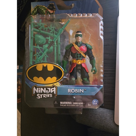 Batman Ninja Strike: Battle Clash Robin (6-Inch Action Figure)